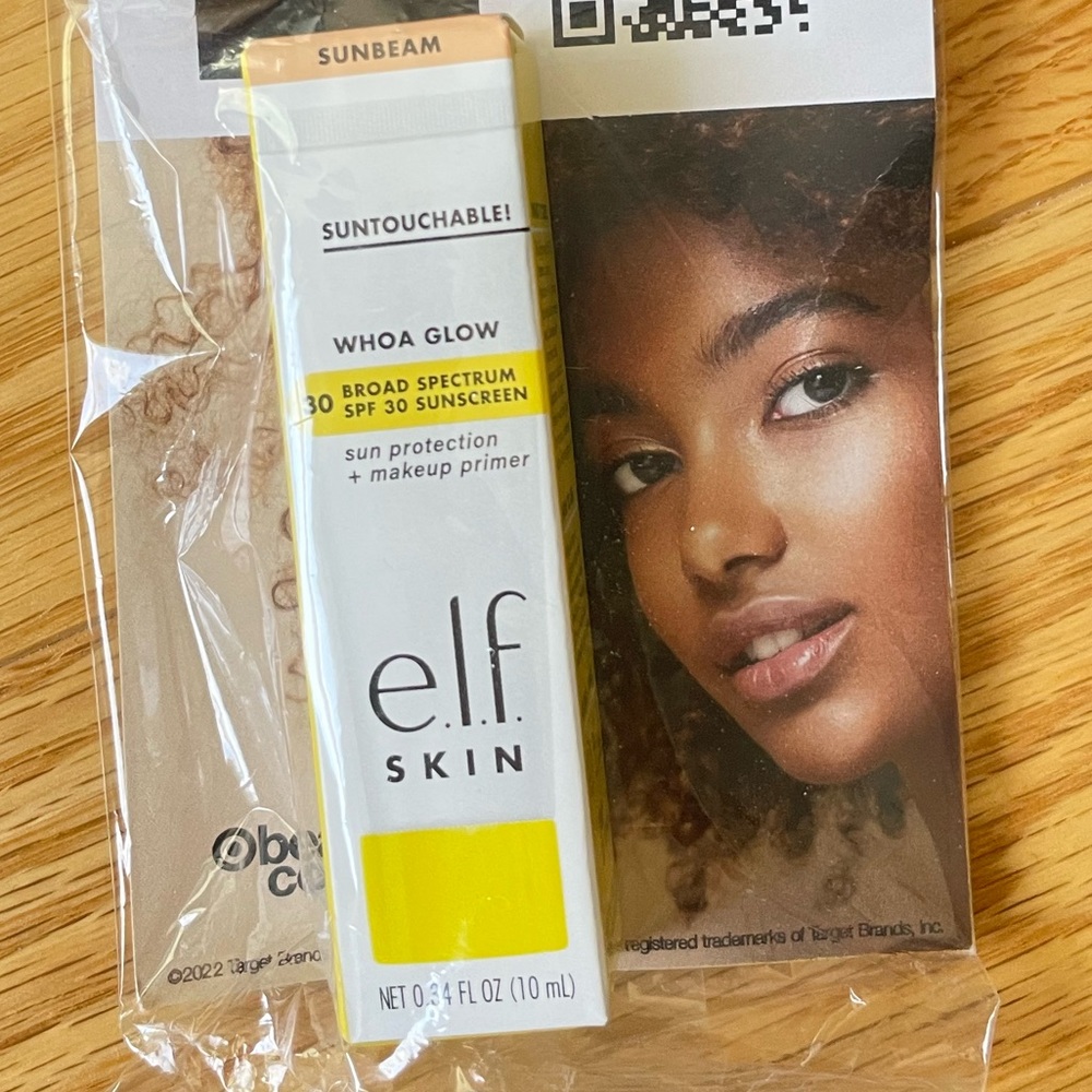 BRAND NEW e.l.f. SKIN Suntouchable! Whoa Glow SPF 30 Sunscreen & Primer Sunbeam
